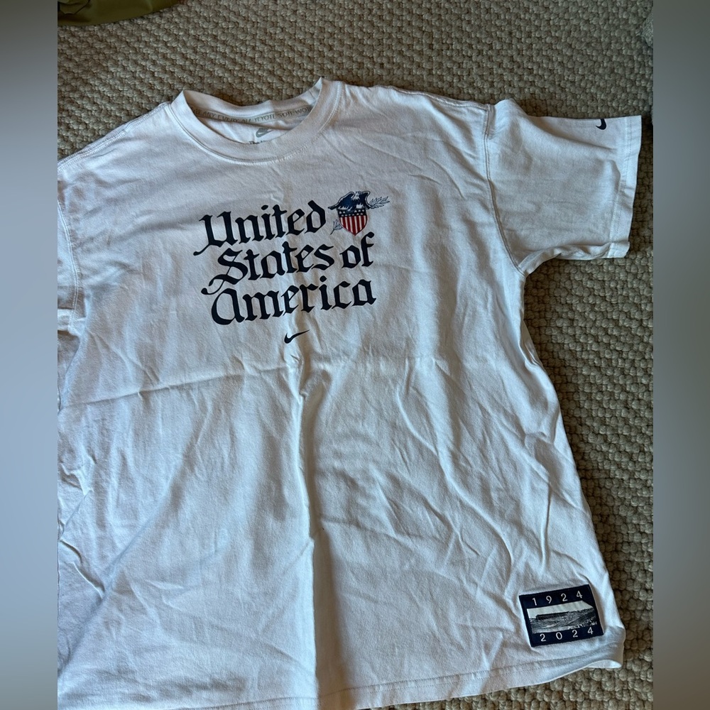 Bundle of 11 men’s tee shirts
